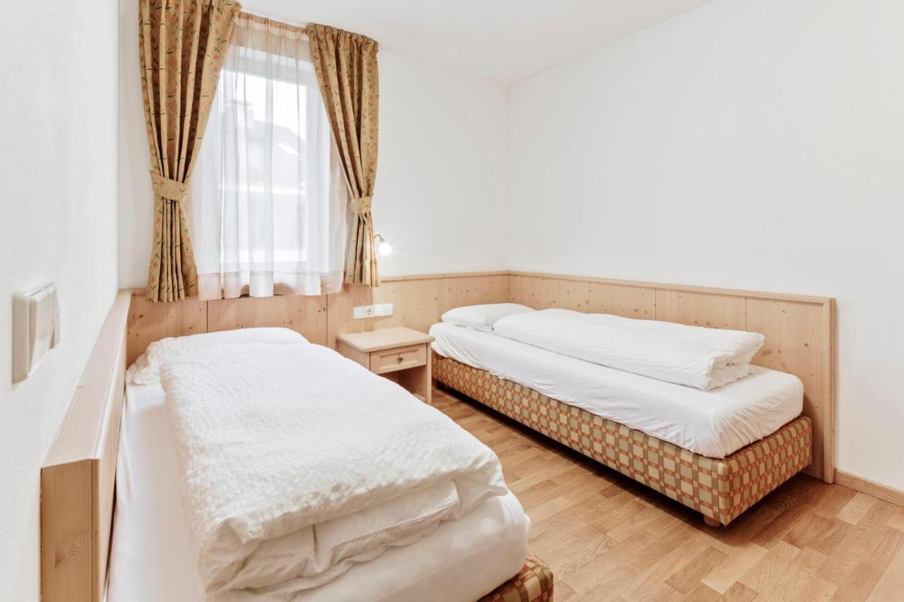 Apartments Petlin 오르띠세이 외부 사진