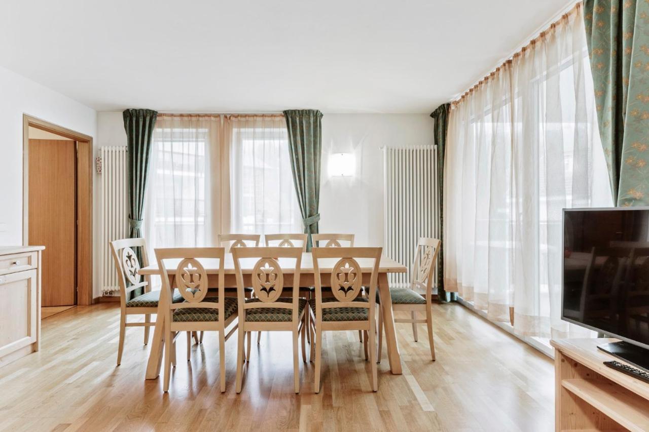 Apartments Petlin 오르띠세이 외부 사진