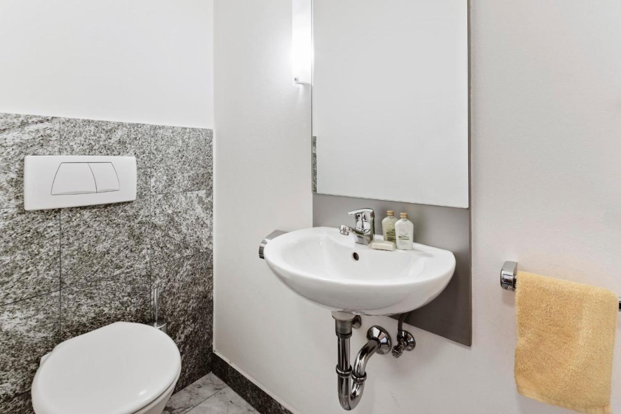 Apartments Petlin 오르띠세이 외부 사진