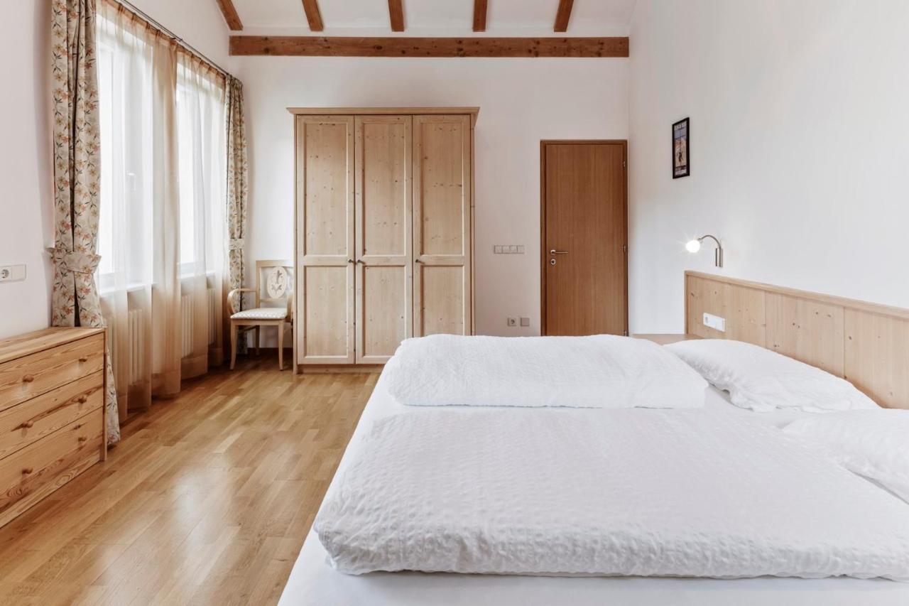 Apartments Petlin 오르띠세이 외부 사진