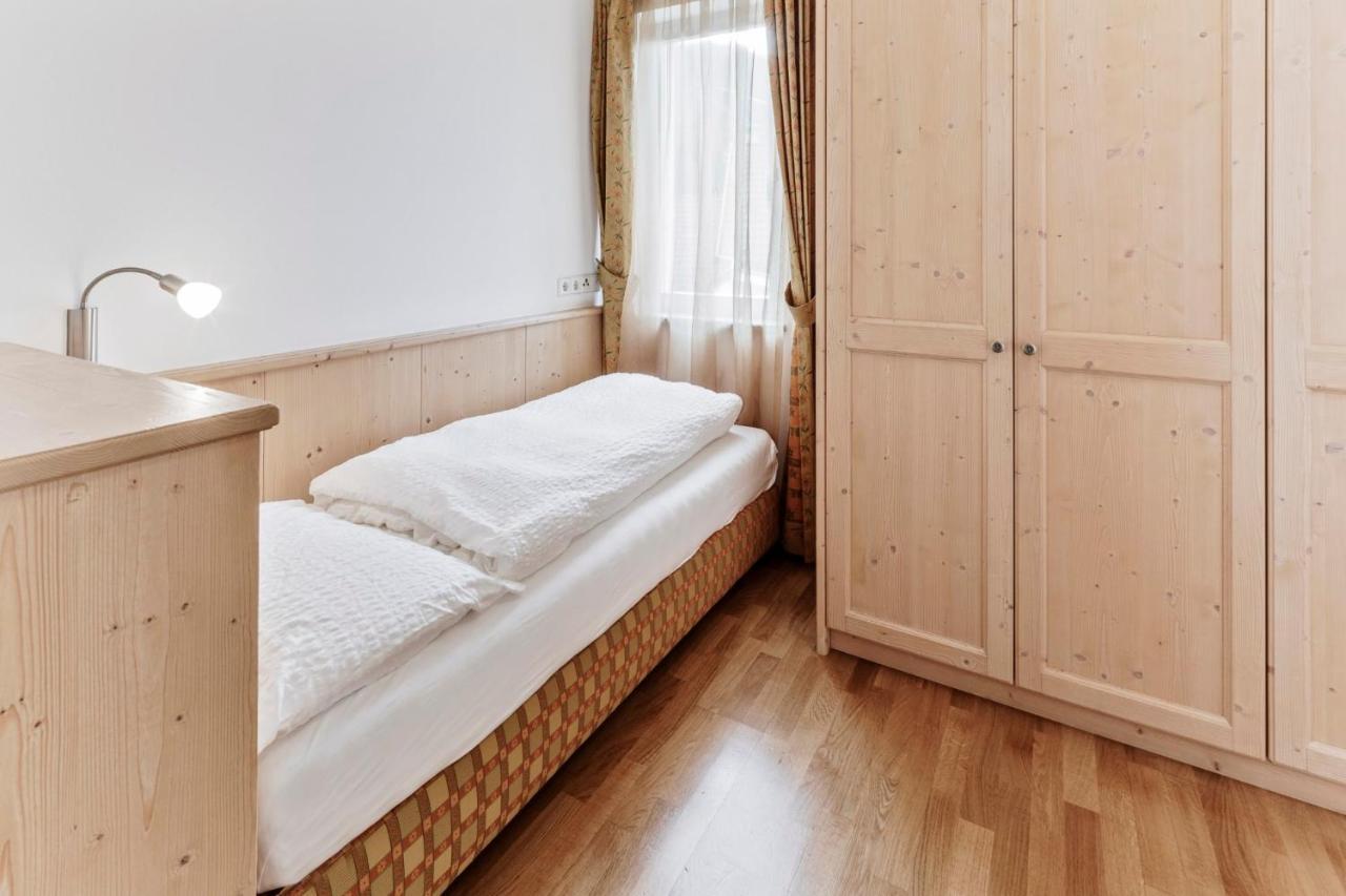 Apartments Petlin 오르띠세이 외부 사진