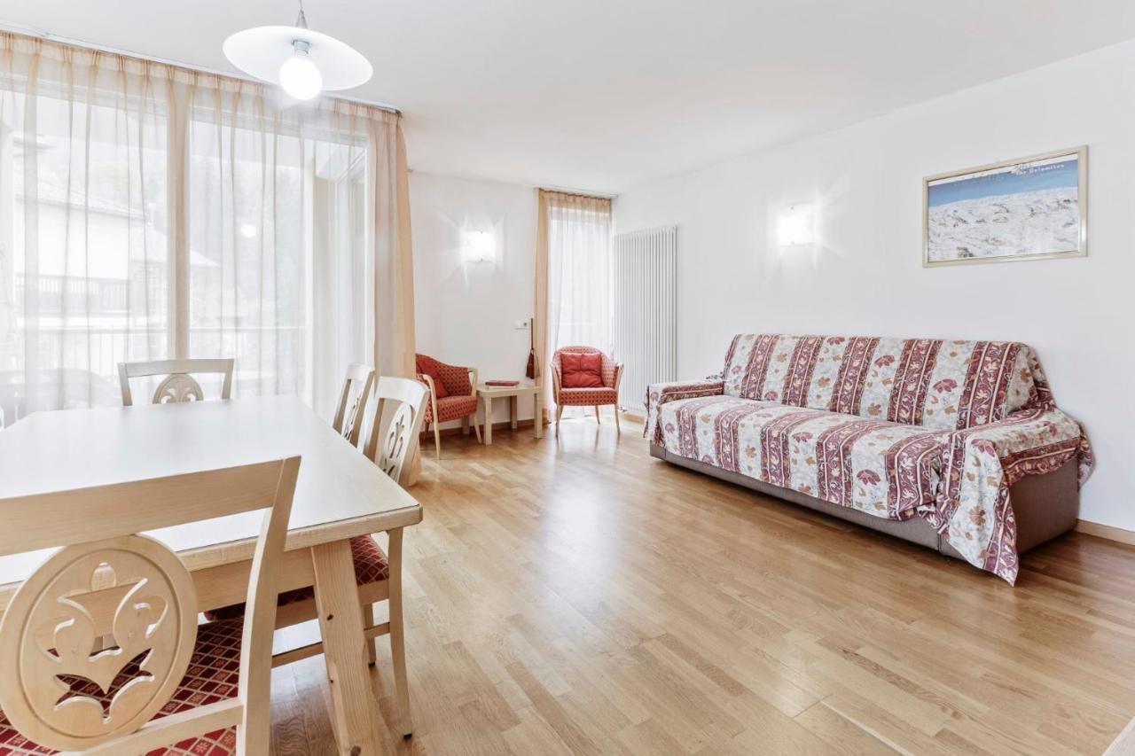 Apartments Petlin 오르띠세이 외부 사진
