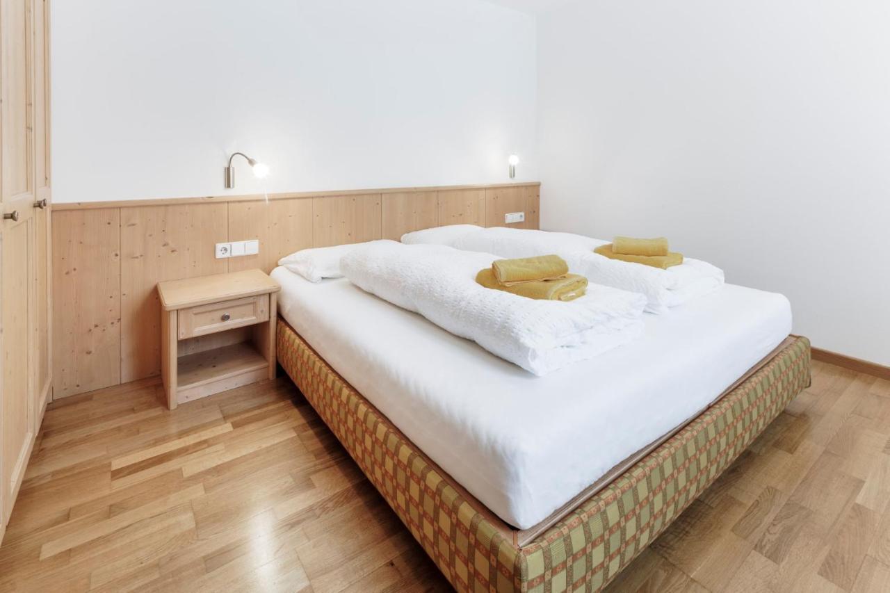 Apartments Petlin 오르띠세이 외부 사진