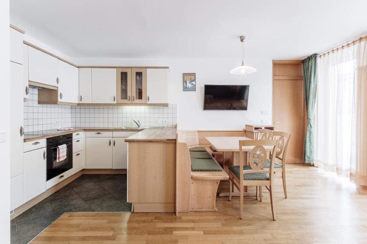 Apartments Petlin 오르띠세이 외부 사진