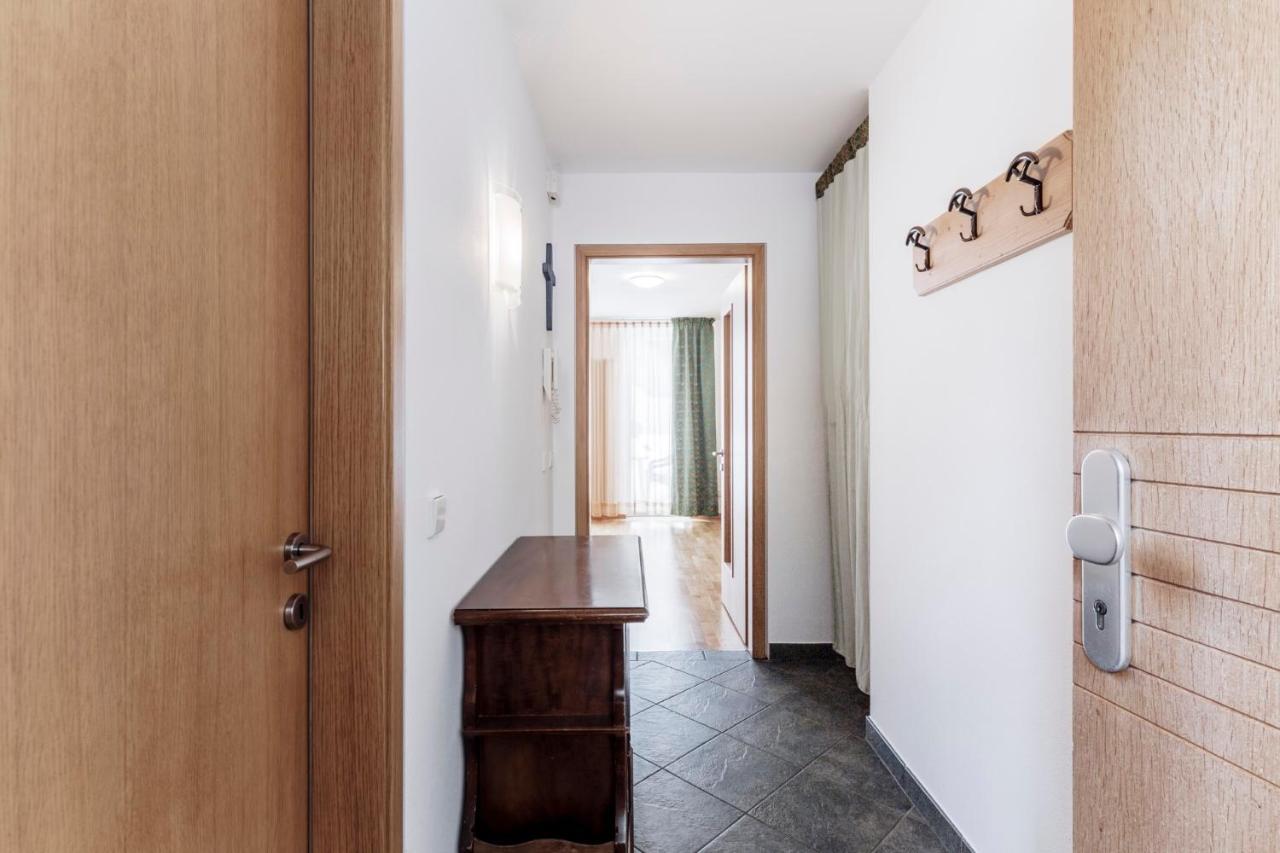 Apartments Petlin 오르띠세이 외부 사진