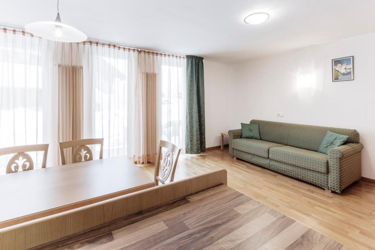 Apartments Petlin 오르띠세이 외부 사진